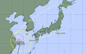 Shanghai halts some traffic at port, airport amid Typhoon Chanthu